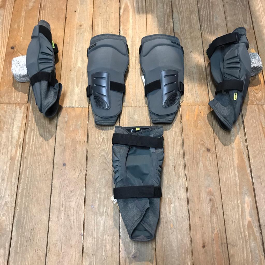 Ixs Trigger Ff IXS IXS Trigger Knee Guard Philbrick's Ski, Board - Main Image